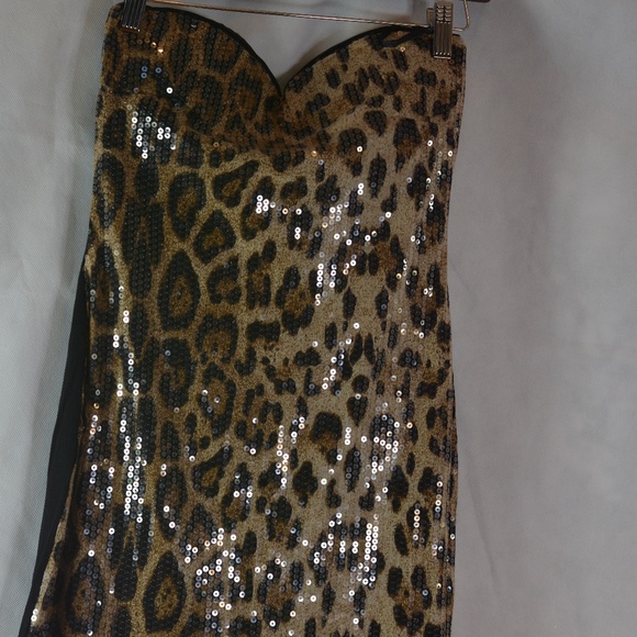 Sequin Stretch Body Con Leopard Print Strapless Dress SZ L Parisian - Picture 5 of 6